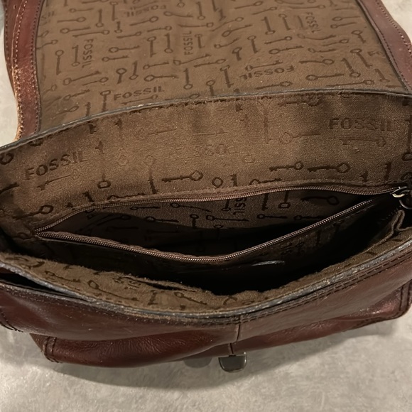 Fossil Brown Leather Crossbody Purse - Picture 6 of 8